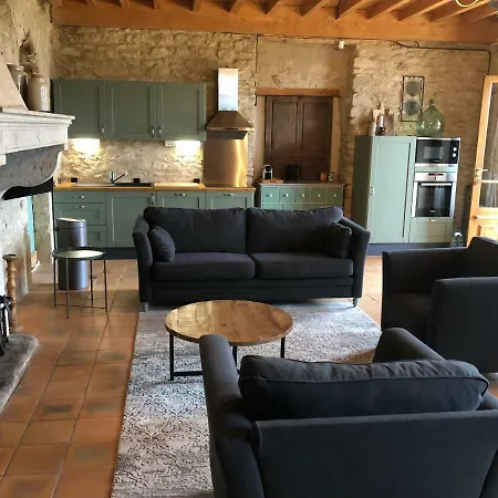 Mas Des Poutres - Rose 100m2 * Charmes-sur-l'Herbasse